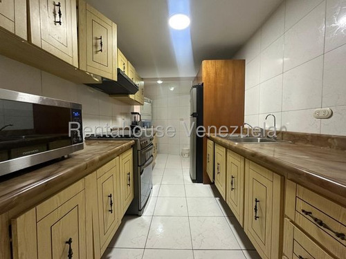 Ji 25-23195. En Venta Apartamento Con Área De 72m2, Ubicado En Los Caobos. Caracas.