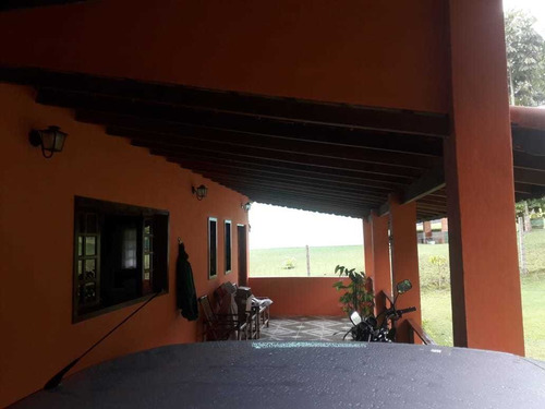 Imagem 3 de 9 de Chacara Ibiuna 1.000 Mts Casa, Gramado, Boa Localização!!!!!