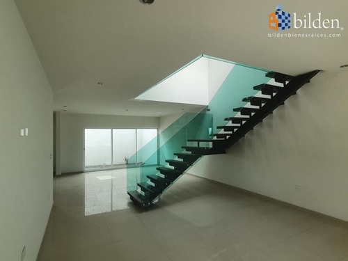 Imagen 2 de 12 de Casa Sola En Venta Frac. Los Cedros Residencial