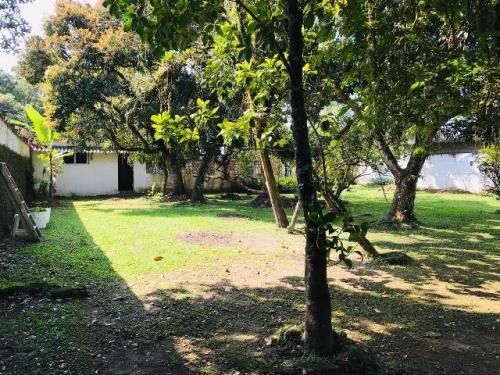 Linda Chácara No Bairro Chácaras Gloria Itanhaém | 7008 Fr