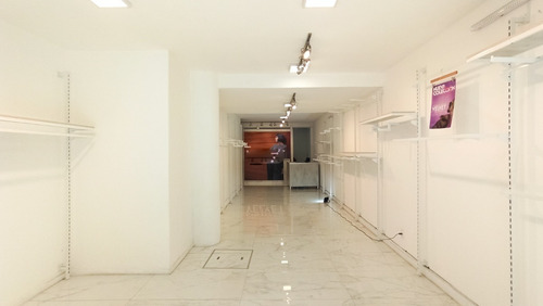 Imagen 4 de 10 de Alquiler Local Ciudad Vieja Peatonal Sarandi