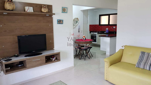 Apartamento Com 02 Dormitórios, 01 Vaga, 01 Quadra Da Praia. - V654
