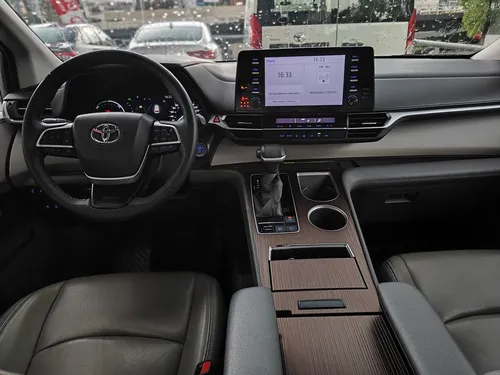 Toyota Sienna 3.5 Xle At