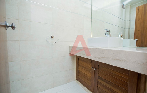 Imagen 15 de 17 de Alquiler Apartamento - Rambla Categoria -3 Dormitorios Y Serv- 2 Garaje