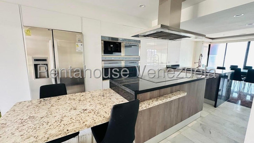 Maritza Lucena Vende Apartamento Moderno Y Espacioso, Al Este De Barquisimeto, Remodelado, Acabados De Primera, Amplios Espacios, Para Disfrute En Familia, Agua, Luz, Vigilancia 24/7, Vista Panorámica