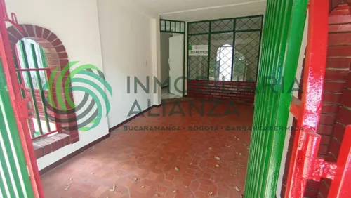 Casa En Arriendo En El Poblado. Cod A11261