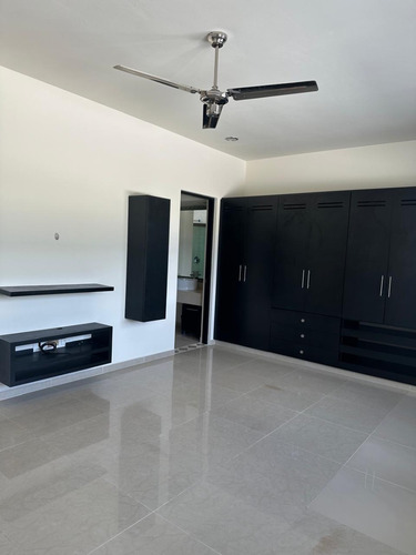 Casa En Venta En Lagos Del Sol Cancun