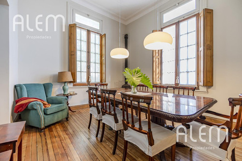 Casa Tipo Chalet Inglés En José Marmol