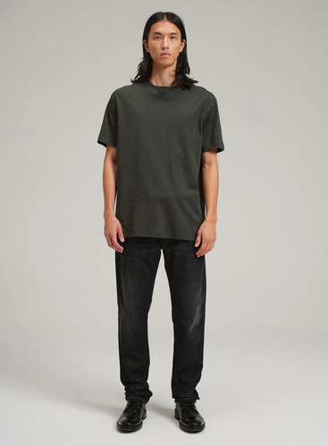 Remera Etiqueta Negra Cuello Redondo Boxy Luxury Touch I25