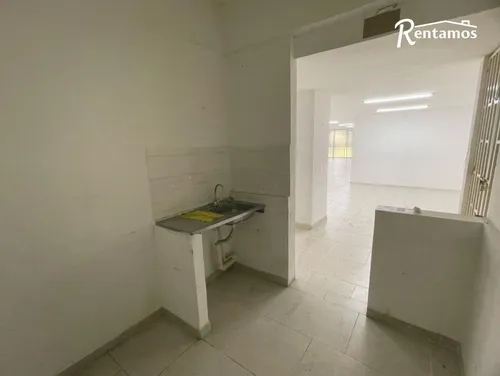 Oficina En Arriendo En Laureles. Cod A11400