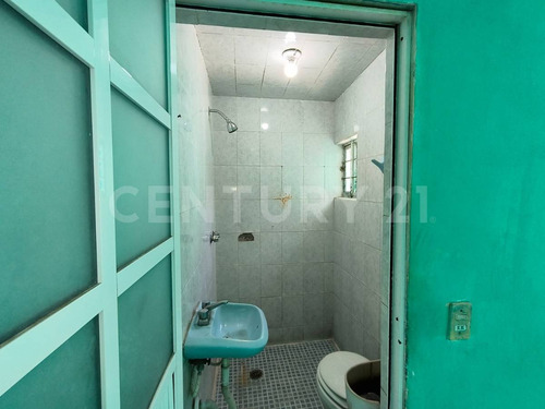 Casa En Venta Con 2departamentos Cerca Metro Ecatepec, Col Fuentes De Aragón