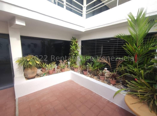 Imagen 2 de 10 de Casa En Venta Mls #22-16422 - Laura Colarusso