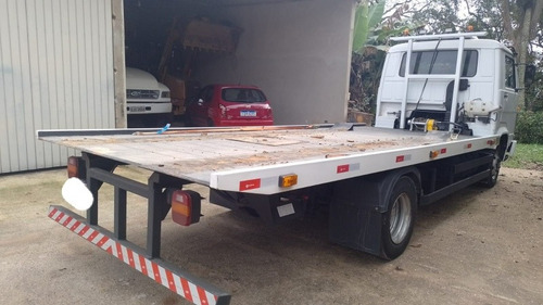 Imagem 5 de 16 de Vw 8100 Plataforma