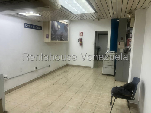 Ip Alquilo Local En Los Palos Grandes 25-17397