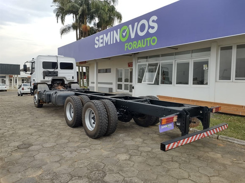 Imagem 11 de 11 de Mercedes 2730