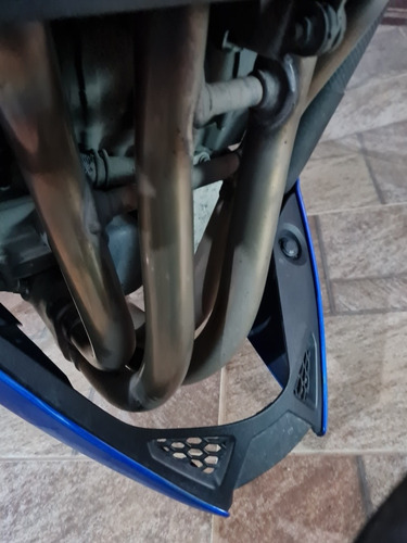Imagem 8 de 15 de Suzuki Gsx 750
