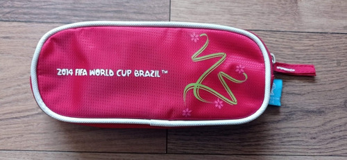 Estuche Fifa Brasil 2014 Rojo