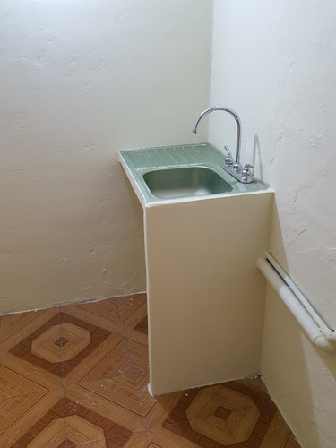 Imagen 4 de 14 de Cuartos Dobles Con Baño Propio