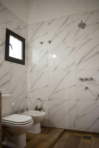 Casa En Venta - Villa Yacanto