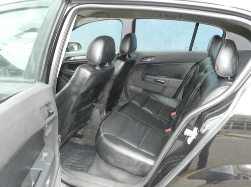 Imagem 9 de 15 de Chevrolet Vectra 2.0 Mpfi Gt Hatch 8v
