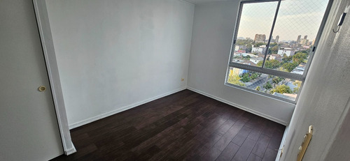 Disponible, Impecable, Con Estacionamiento Y Bd