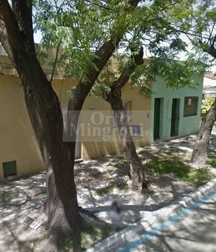 Departamento En Venta Ubicado En Carlos Spegazzini, Ezeiza, G.b.a. Zona Sur
