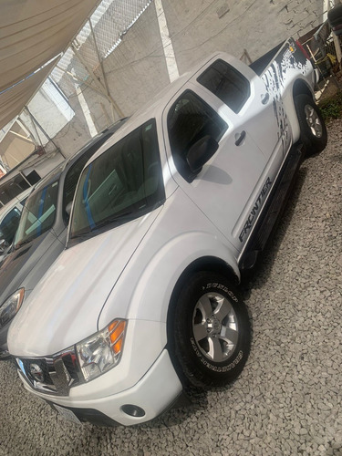 Imagen 10 de 13 de Nissan Frontier V6 Crew Cab Pro-4x 4x2 Ta 2011