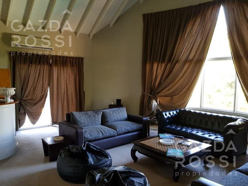 Imagen 4 de 25 de Importante Propiedad En Doble Lote A La Venta En Saint Thomas Norte
