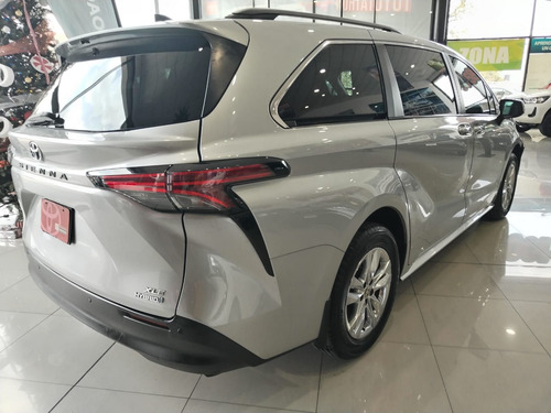 Toyota Sienna 2022