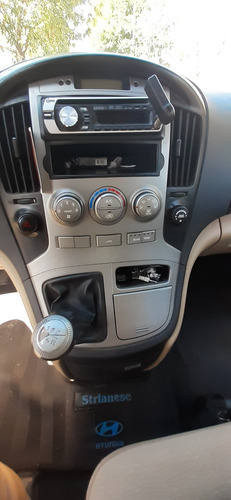 Hyundai H1 2.5 Premium 1 Mt