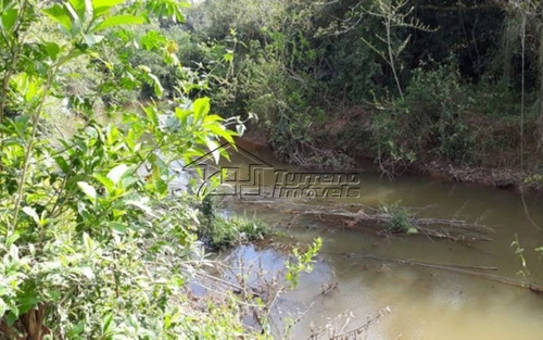 Chácara Na Zona Norte De São José Dos Campos