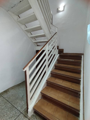 Vera Casa Inmobiliaria Vende Casa En La Urb La Esmeralda San Diego L/firma W