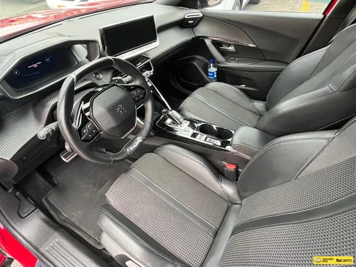 Peugeot 2008 Gt Line 1.2cc At Aa 4x2