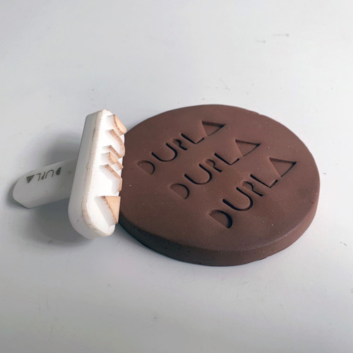 Imagem 6 de 9 de Carimbo P/ Cerâmica Personalizado - 4cm X 4cm