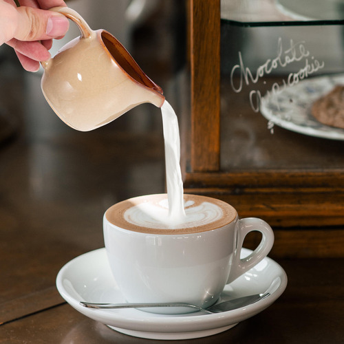 Crema De Cerámica Con Mango Y Caño, Pequeña, Para Café Y Lec