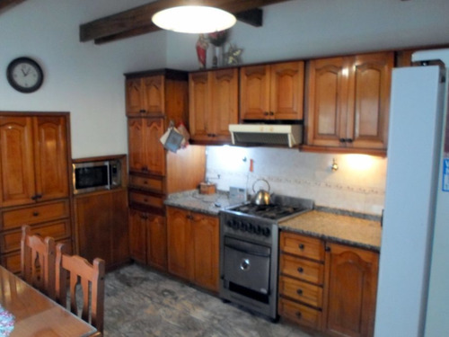 Imagen 8 de 14 de Casa En Venta En Burzaco Este