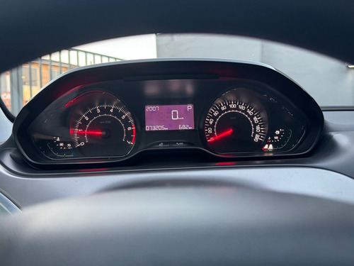 Peugeot 208 Allure 1.6 Aut