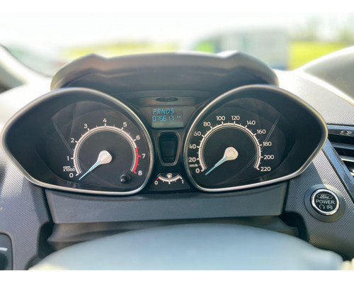 Ford Fiesta Kinetic 1.6 Titanium Powershift 120cv
