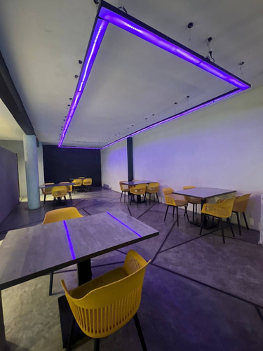 Tibisay Rojas Vende Fondo De Comercio Operativo De Restaurant En La Urb. El Veñedo Cod. 242099