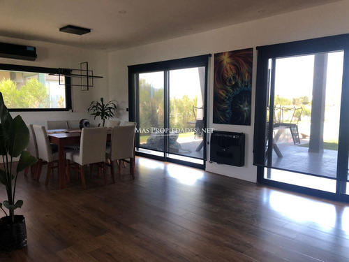 Casa Amoblada En Alquiler En Canning Barrio Santa Rita