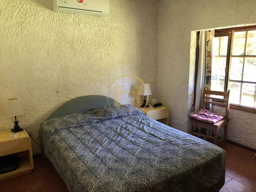 Alquilo Casa, 4 Dormitorios, 3 Baño, Punta Del Este, Maldonado.