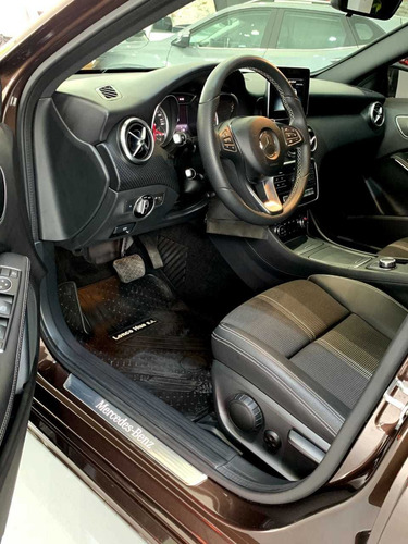 Mercedes Benz A200 Urban Automatico - Car Cash