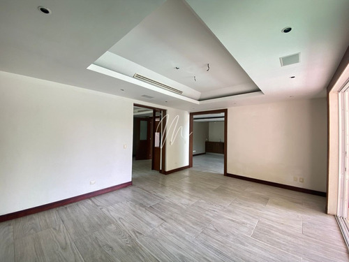 Imagen 13 de 30 de Casa En Venta En Cancun Residencial Villas Lagoon, El Table