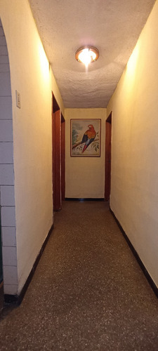 Imagen 10 de 12 de Se Vende Apto 77m2 3h/1b/1p El Valle 2096