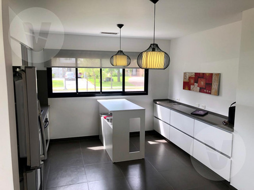 Casa En Venta Y Alquiler - Barrio El Principado, Canning