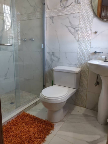 Imagen 10 de 15 de 133710 Carmen María González Vende Townhouse Semiamoblado El Parral (0412-4359728)