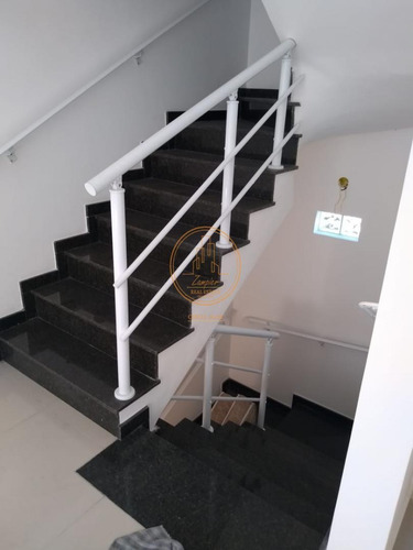 Imagem 4 de 30 de Casa Com 3 Dormitório(s) Localizado(a) No Bairro Marapé Em Santos / Santos - 6454