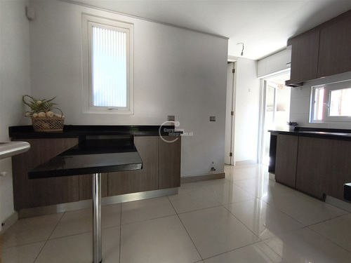 Espectacular Casa En Venta De 3 Dorm. En Chicureo