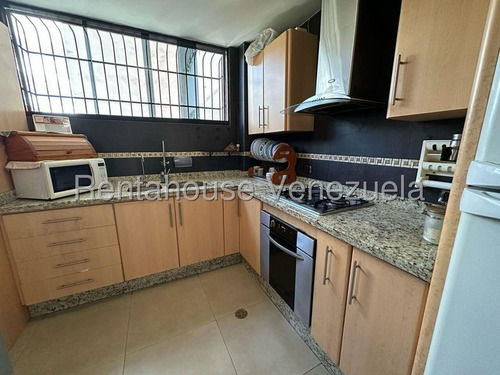 Encantador Apartamento Ubicado En Los Chaguaramos! #25-16072 Ricardo Romero