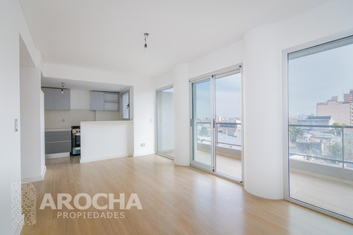 Departamento En Venta 2 Ambientes Quilmes Centro, Con Cochera
